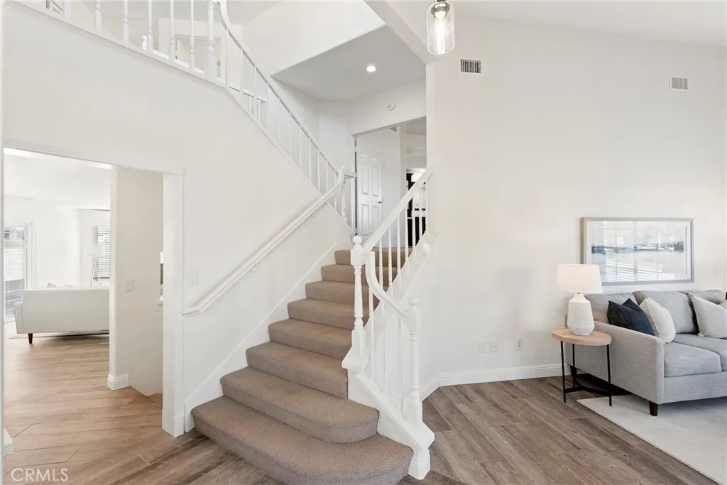 1375 Linsay, Escondido, California 92026 home-pic-10