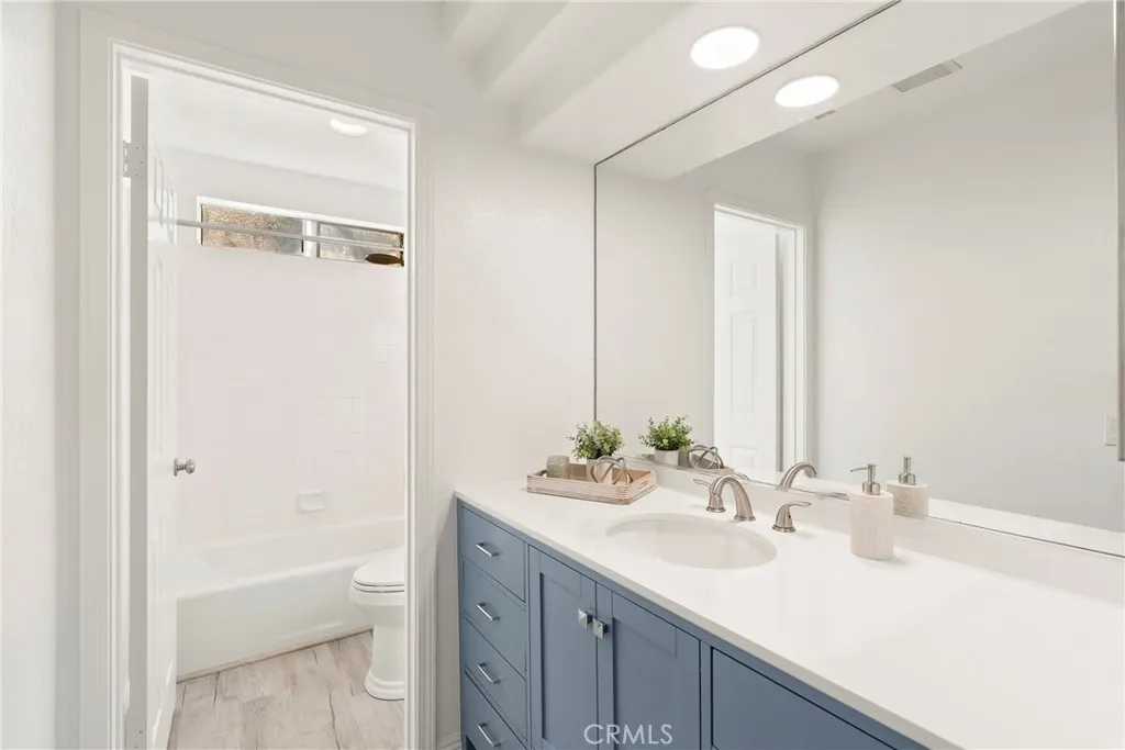 1375 Linsay, Escondido, California 92026 home-pic-38