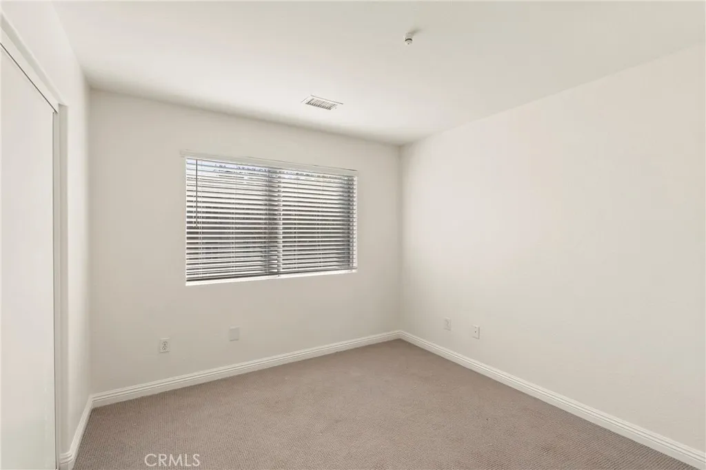 1375 Linsay, Escondido, California 92026 home-pic-36