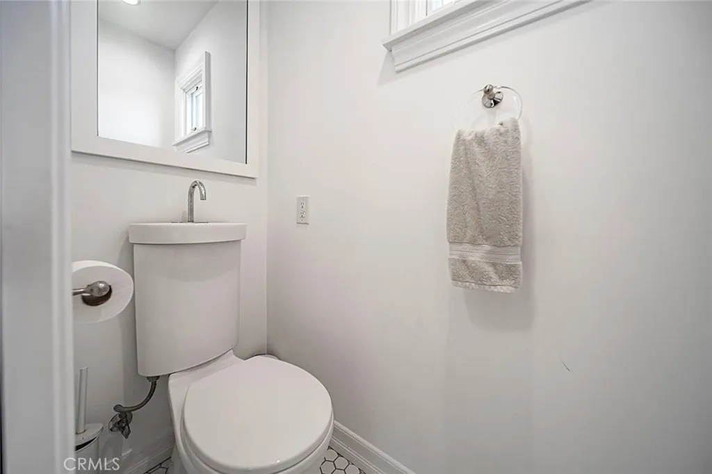 237 Covina, Long Beach, California 90803 home-pic-22