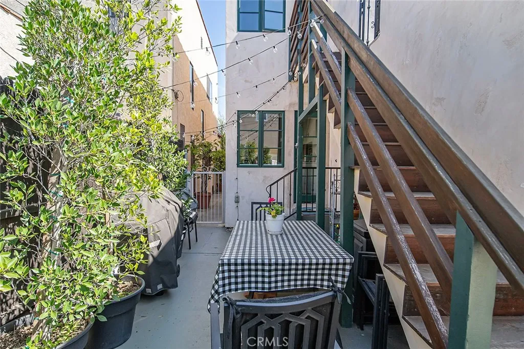 237 Covina, Long Beach, California 90803 home-pic-26