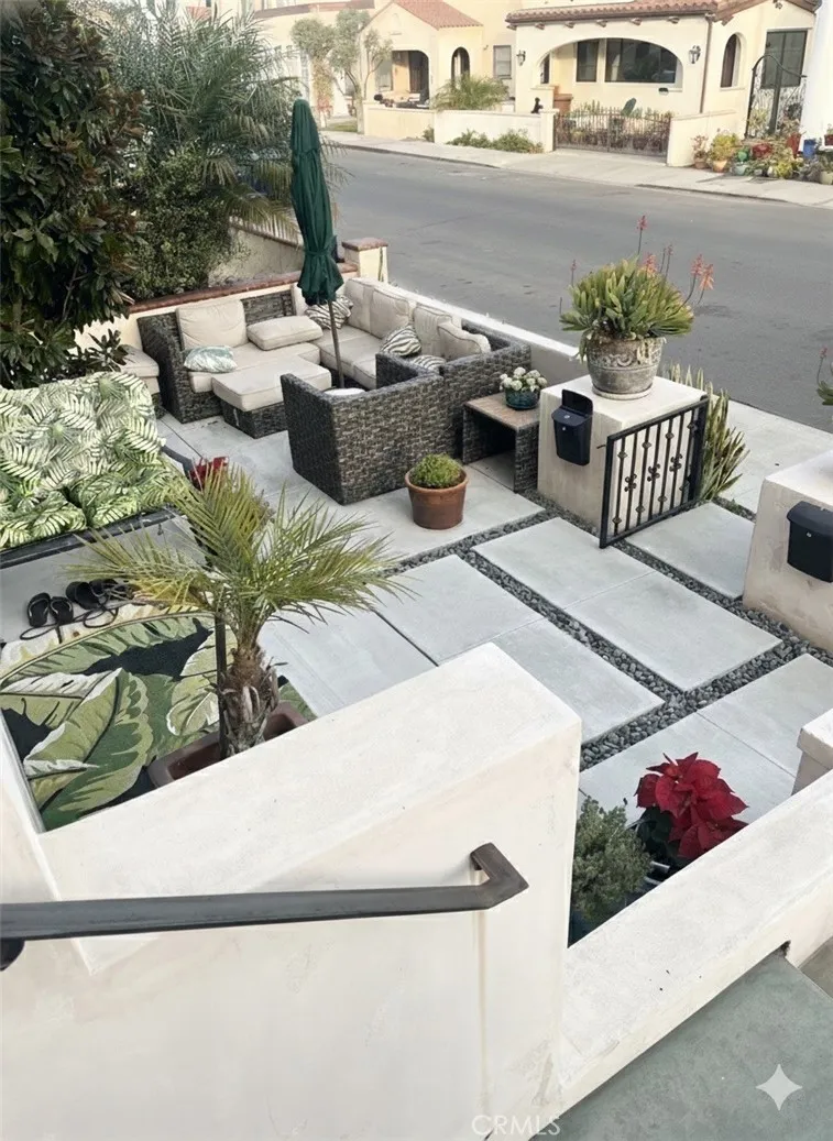 237 Covina, Long Beach, California 90803 home-pic-24