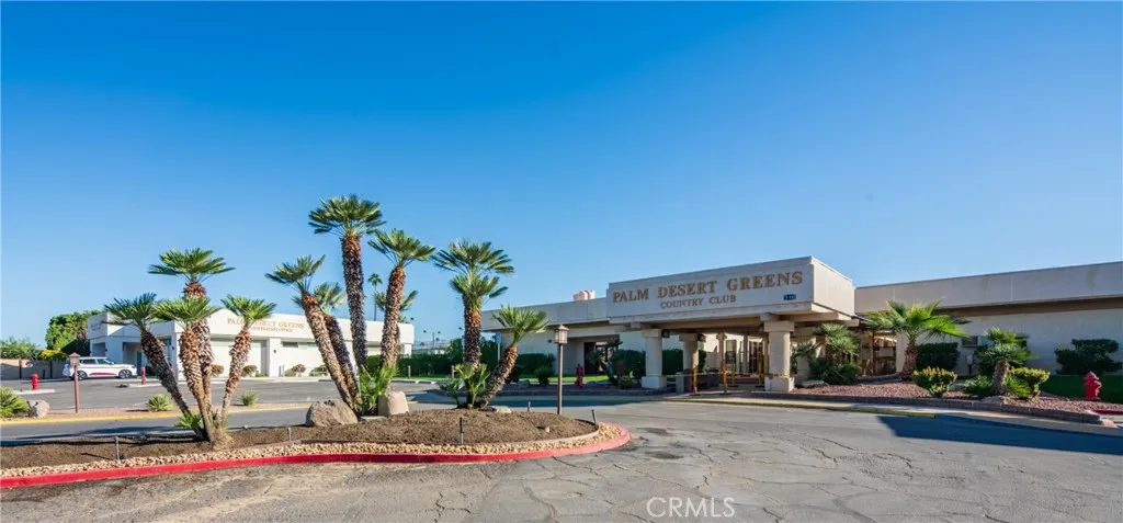Club House Entrance to Restaurant, Lounge, Work out facility, Olympic Pool and 2 large Jacuzzis. Also Steam rooms, Billiard room etc..