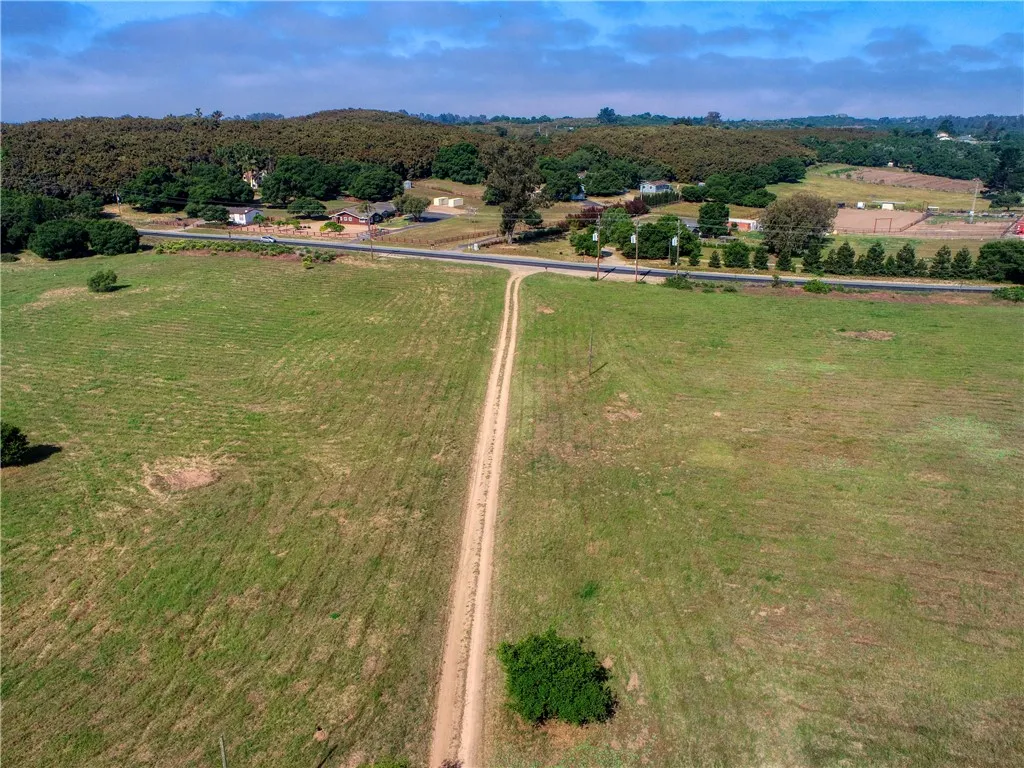 1276 Pomeroy Road, Arroyo Grande, California 93420 home-pic-20