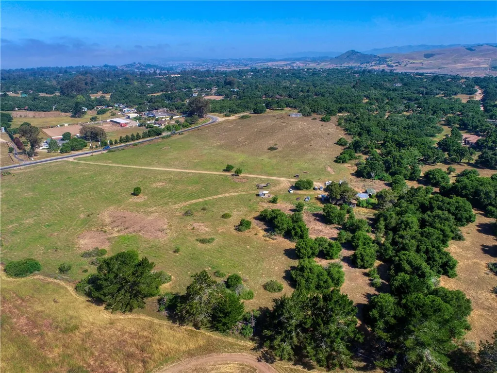 1276 Pomeroy Road, Arroyo Grande, California 93420 home-pic-17