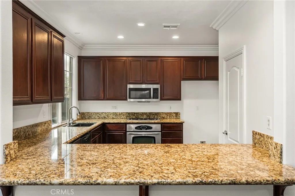 31579 Mendocino Court, Temecula, California 92592 home-pic-14