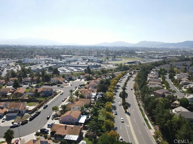 39779 Oak Cliff Drive, Temecula, California 92591