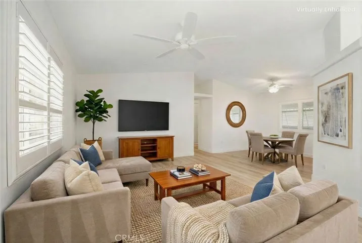 Living Room/Dining area