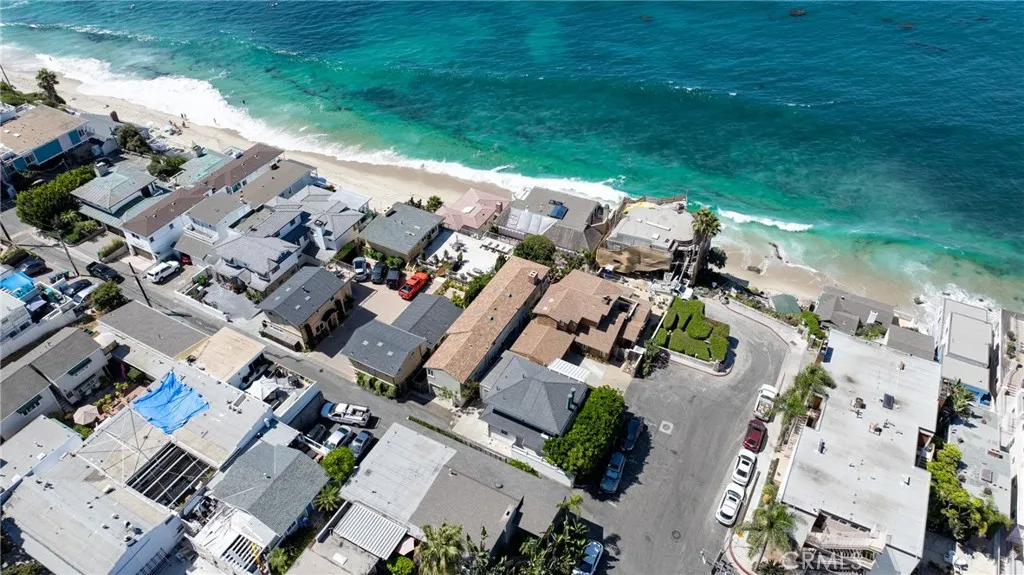 709 Gaviota Drive, Laguna Beach, California 92651 home-pic-5