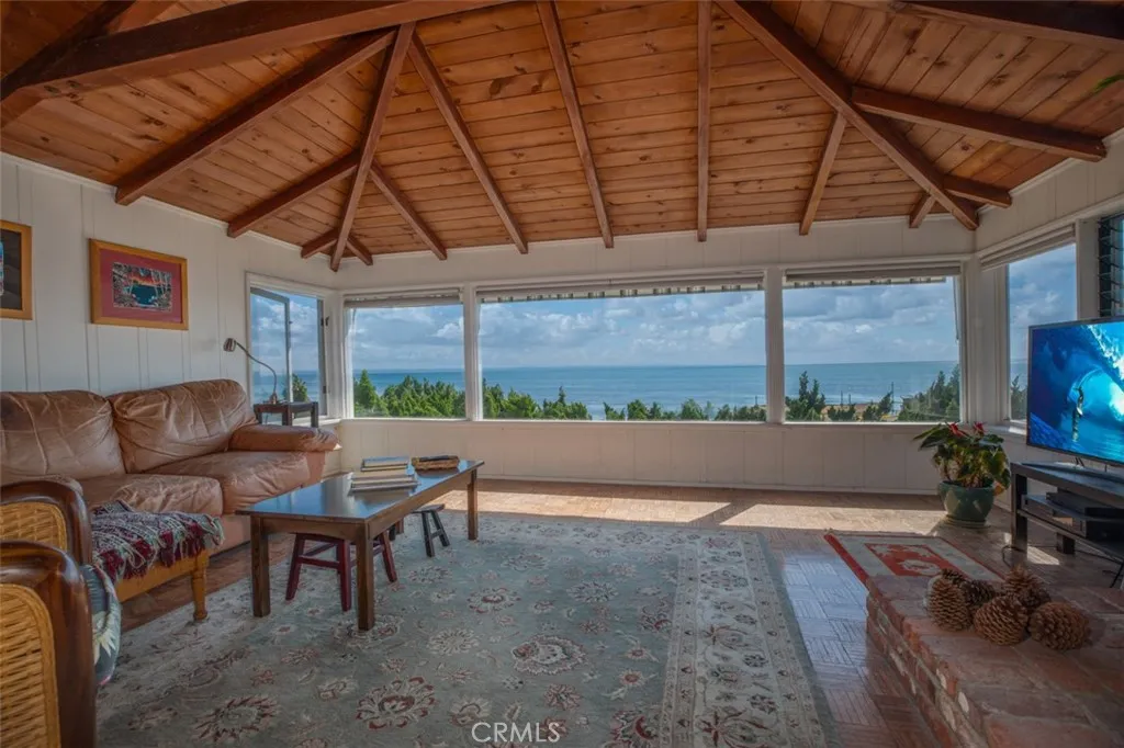 709 Gaviota Drive, Laguna Beach, California 92651 home-pic-9