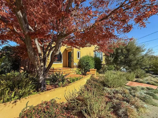418 Ridge Road, San Carlos, California 94070