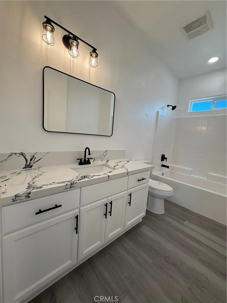 2115 Seville, Pinon Hills, California 92372 home-pic-22