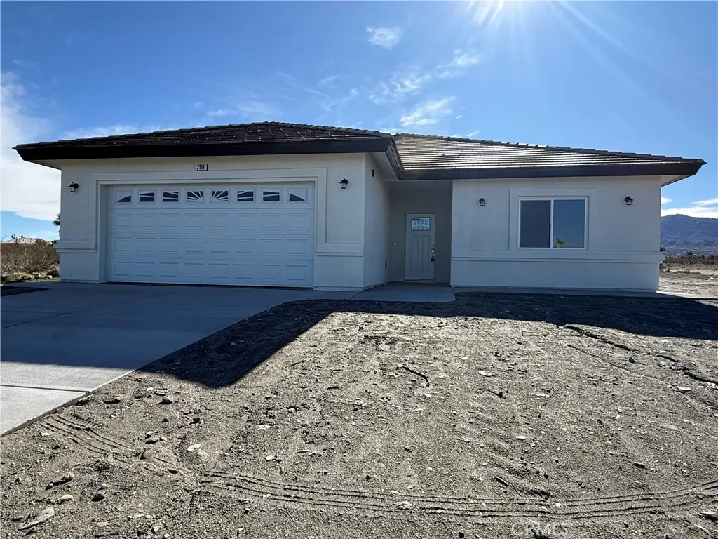 2115 Seville, Pinon Hills, California 92372 home-pic-0
