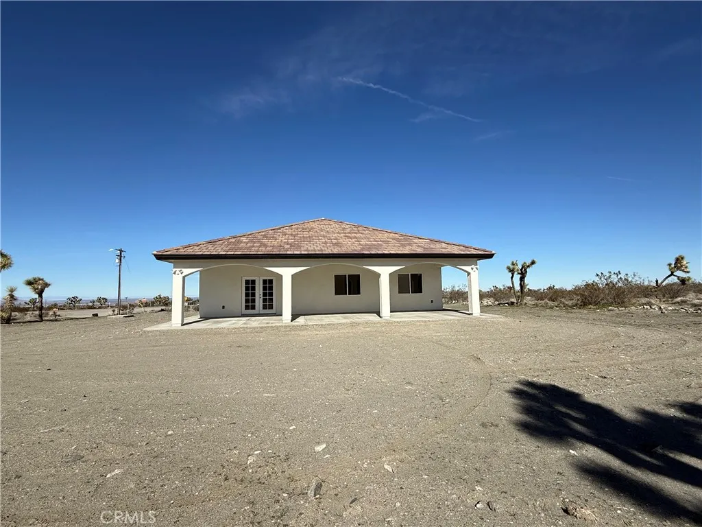 2115 Seville, Pinon Hills, California 92372 home-pic-6