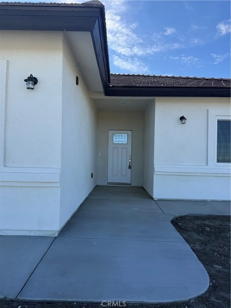 2115 Seville, Pinon Hills, California 92372 home-pic-12
