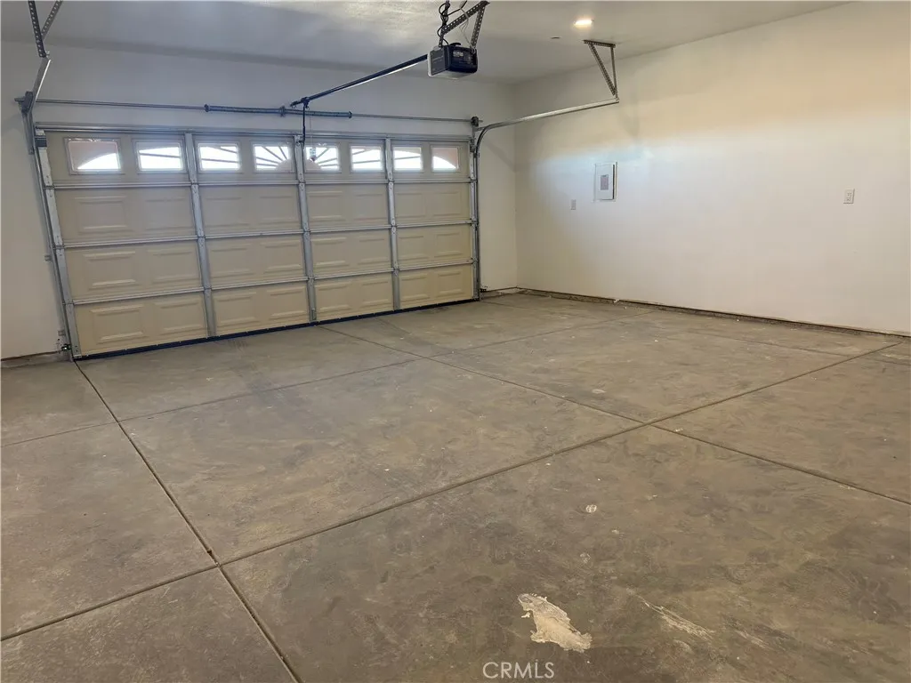 2115 Seville, Pinon Hills, California 92372 home-pic-30