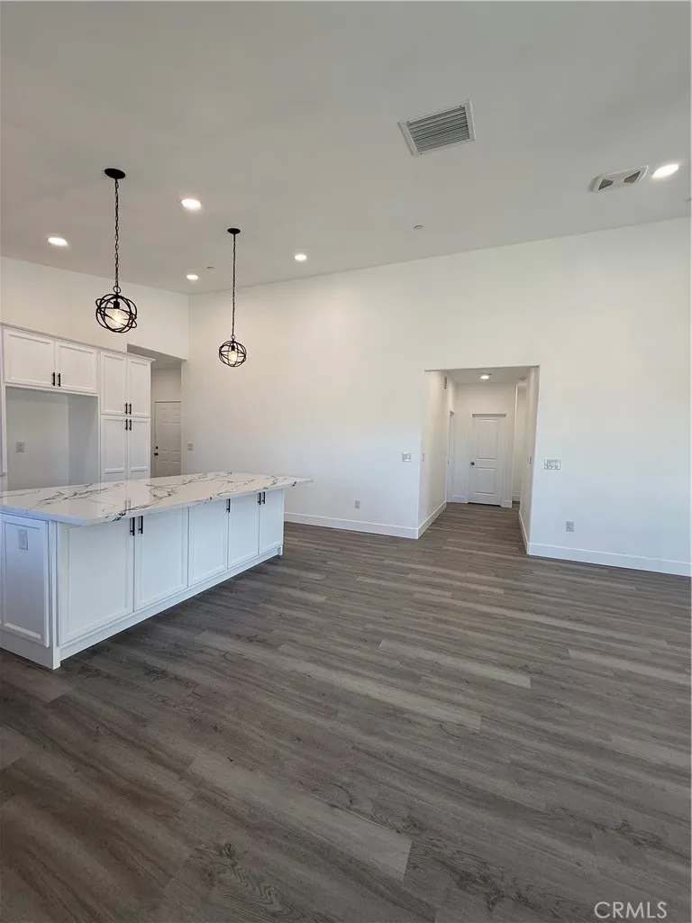 2115 Seville, Pinon Hills, California 92372 home-pic-19