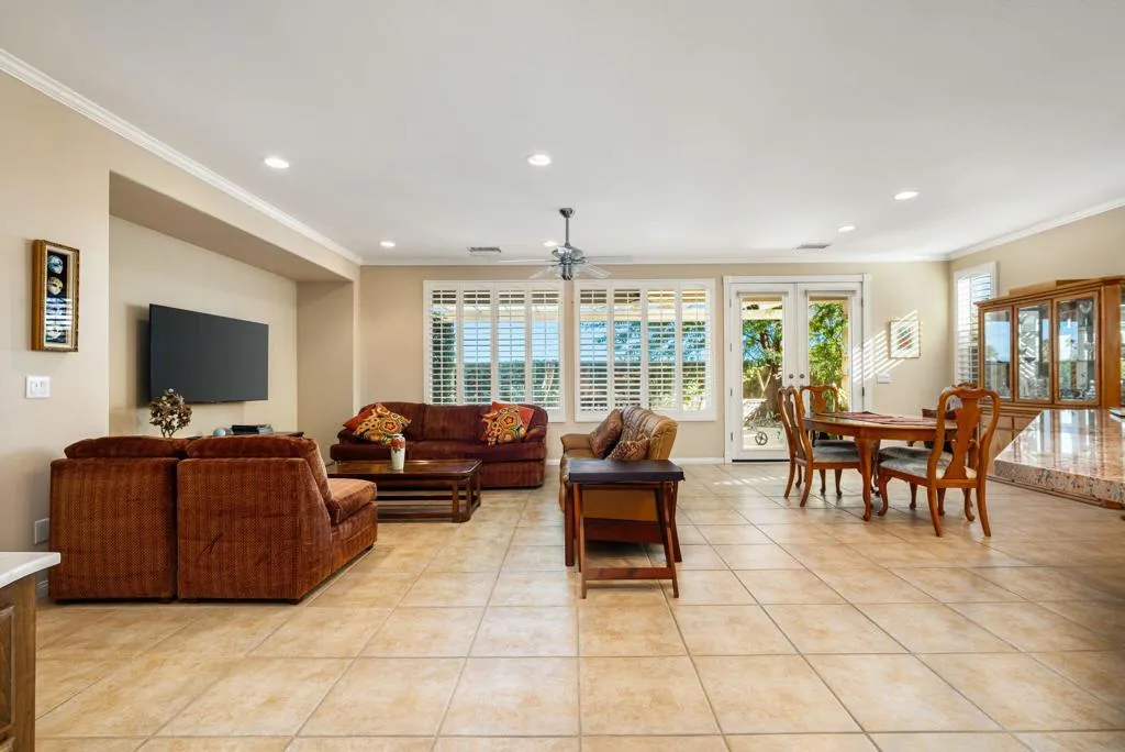 60856 Fire Barrel Drive, La Quinta, California 92253 home-pic-11