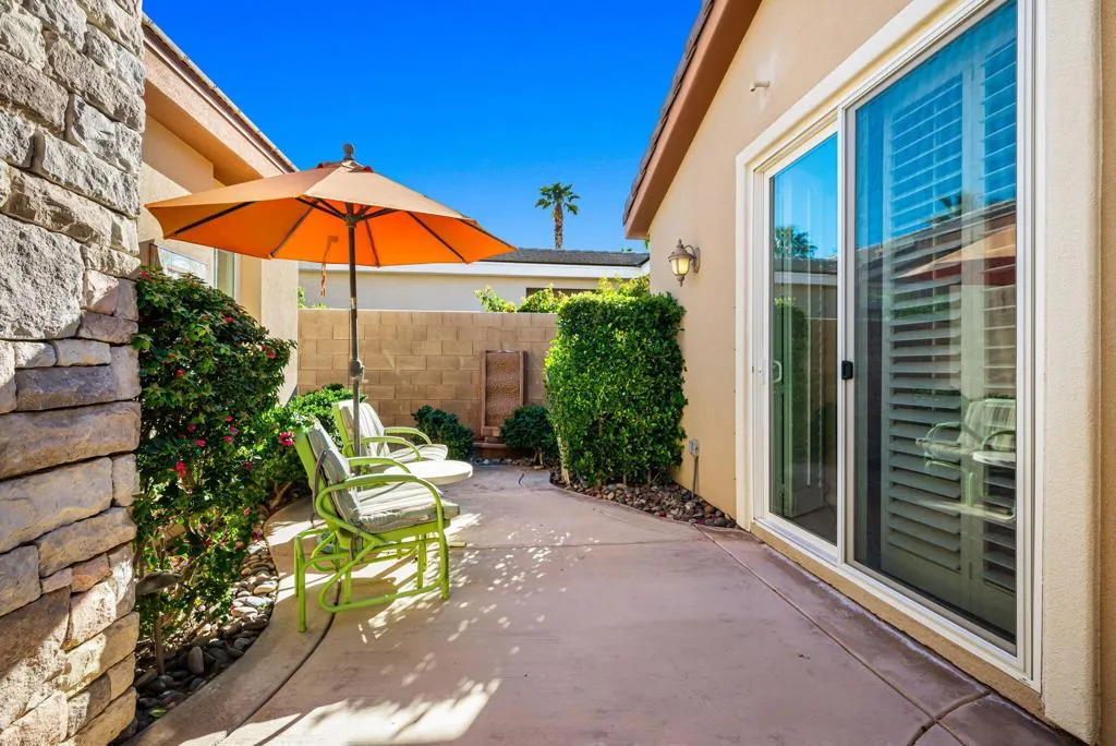 60856 Fire Barrel Drive, La Quinta, California 92253 home-pic-6