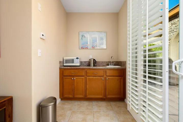 60856 Fire Barrel DR