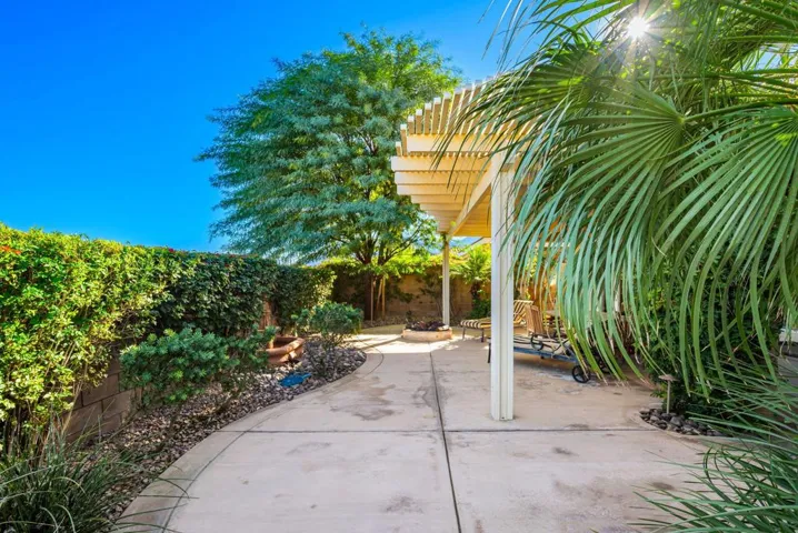 60856 Fire Barrel DR