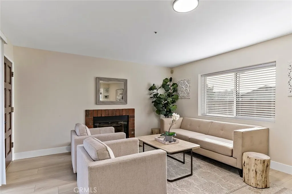 195 N Nicholson Avenue, Monterey Park, California 91755 home-pic-5