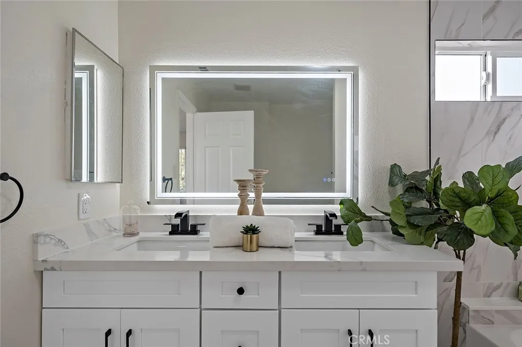 195 N Nicholson Avenue, Monterey Park, California 91755 home-pic-32