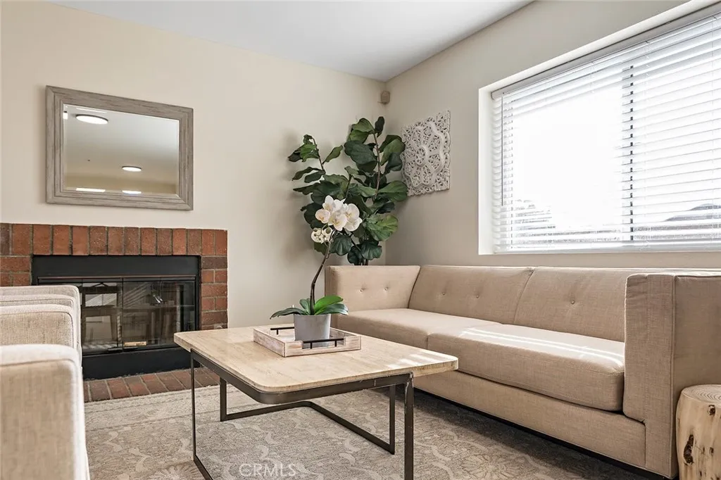 195 N Nicholson Avenue, Monterey Park, California 91755 home-pic-27