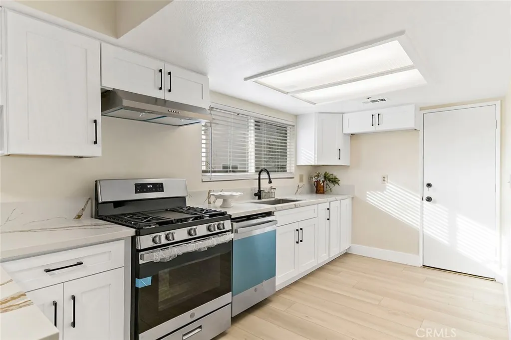 195 N Nicholson Avenue, Monterey Park, California 91755 home-pic-7