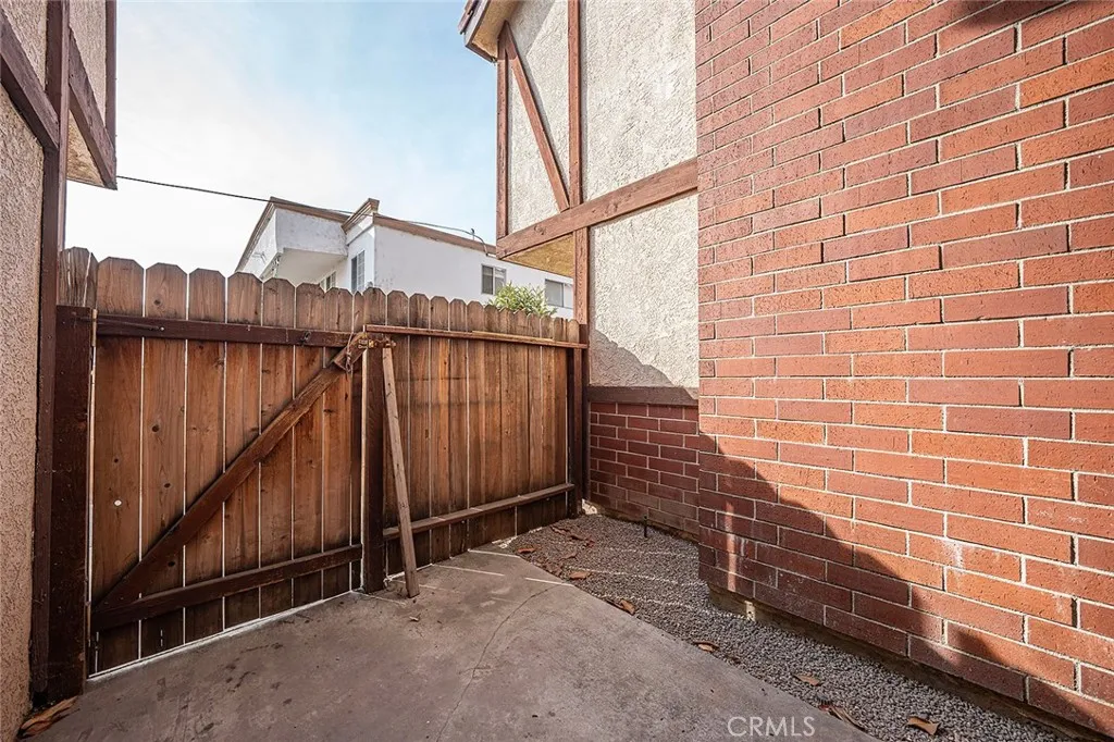 195 N Nicholson Avenue, Monterey Park, California 91755 home-pic-40