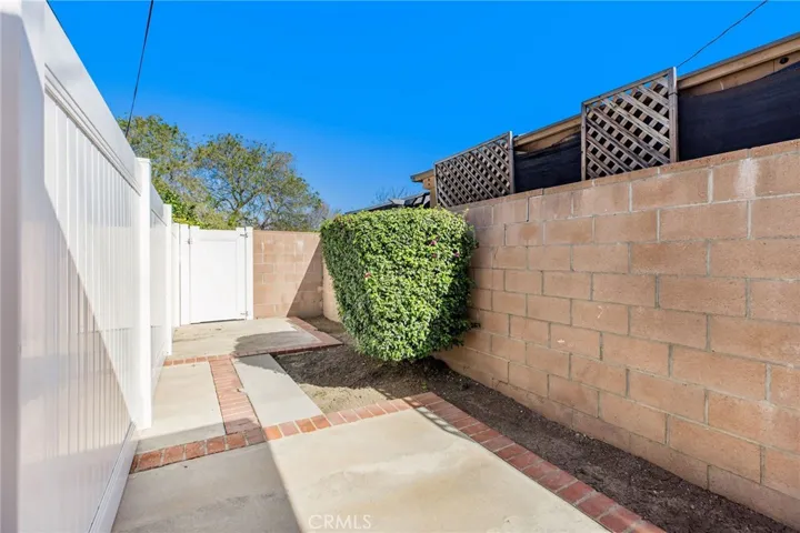 16642 Los Alimos Street, Granada Hills, California 91344