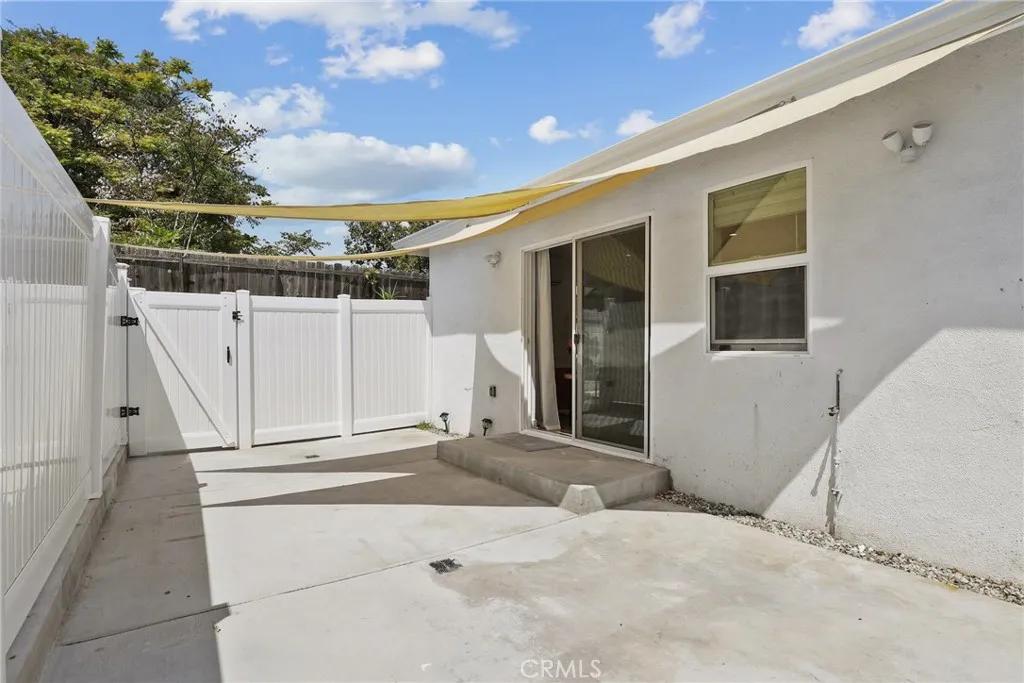 2129 N Pepper Street, Burbank, California 91505 home-pic-52