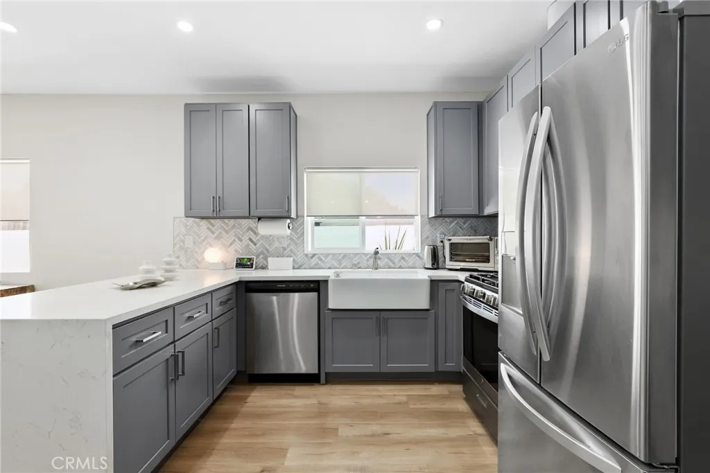 2129 N Pepper Street, Burbank, California 91505 home-pic-29