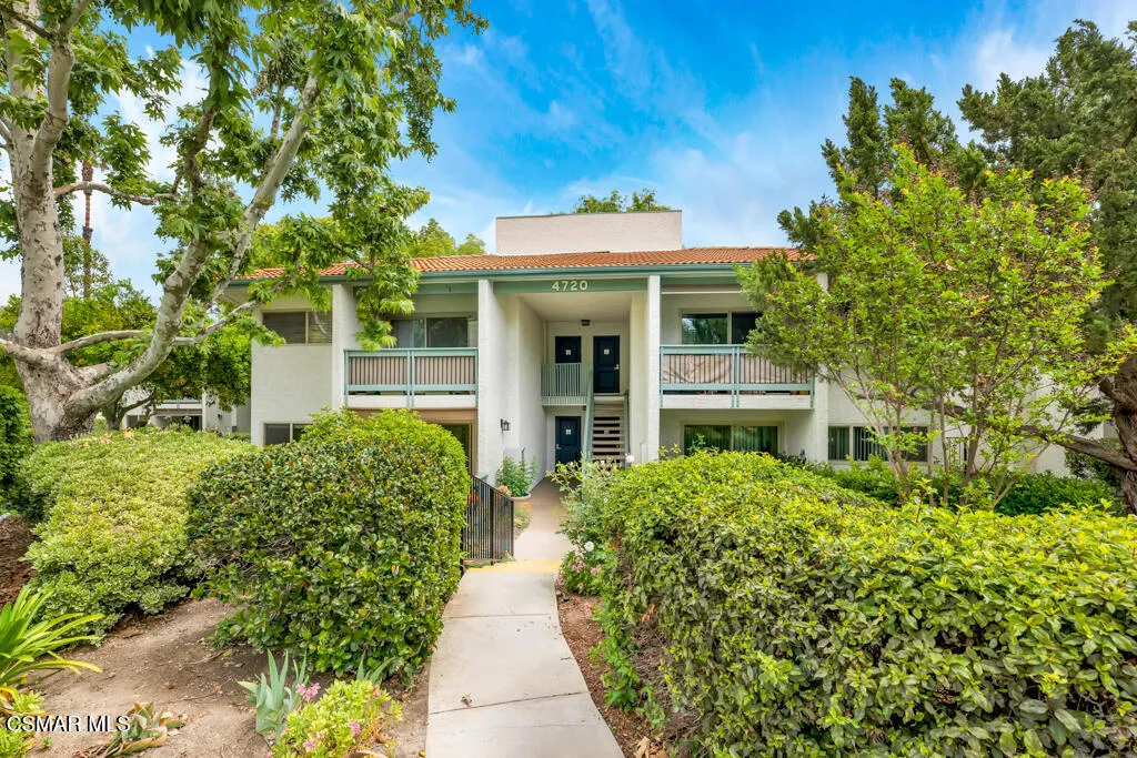 4720 Park Granada 212, Calabasas, California 91302 home-pic-1