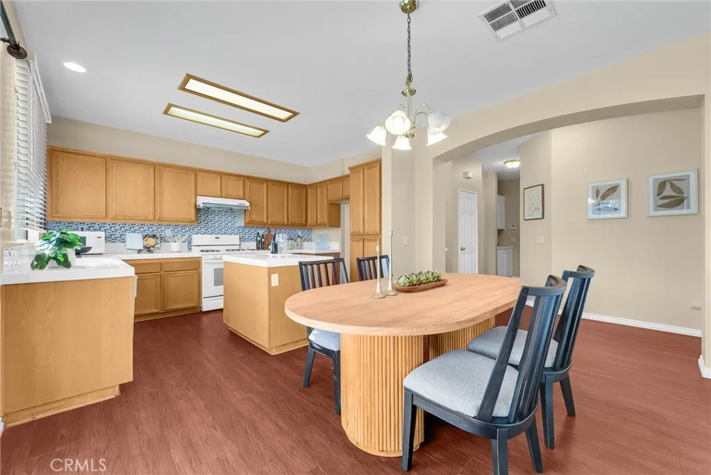8305 Highridge Place, Rancho Cucamonga, California 91730 home-pic-10