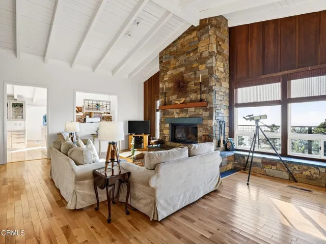 living room 51-web-or-mls-DSC02873