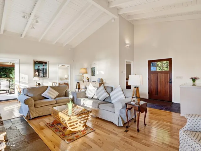 living room 49-web-or-mls-DSC02861