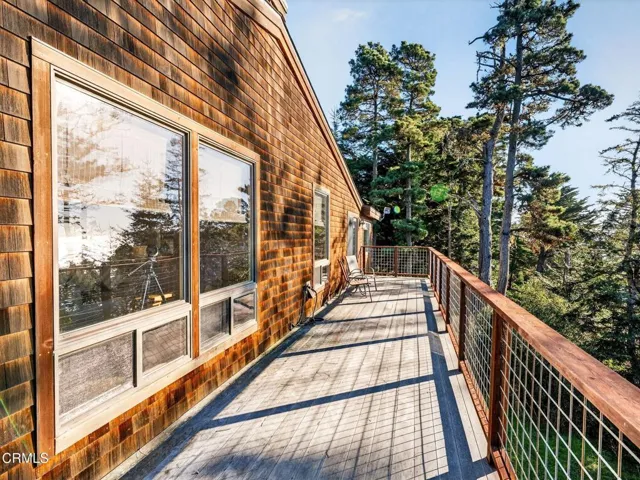 deck 25-web-or-mls-DSC02683