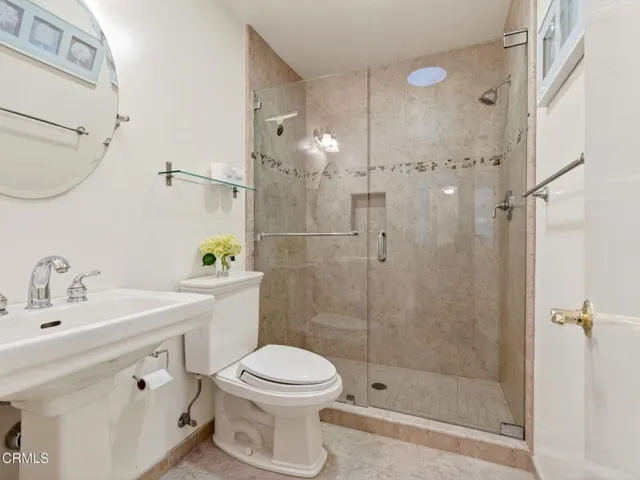 bath 2nd 38-web-or-mls-DSC02772