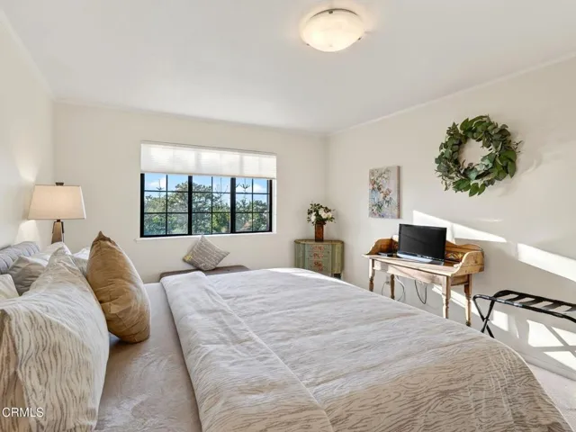 bedroom 3rd 70-web-or-mls-DSC02972