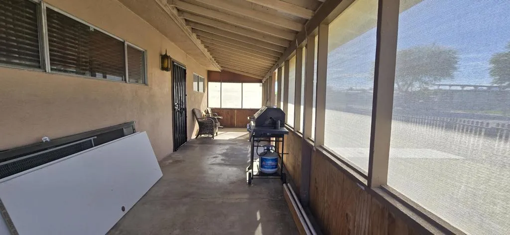 3428 Niland Avenue, Thermal, California 92274 home-pic-8