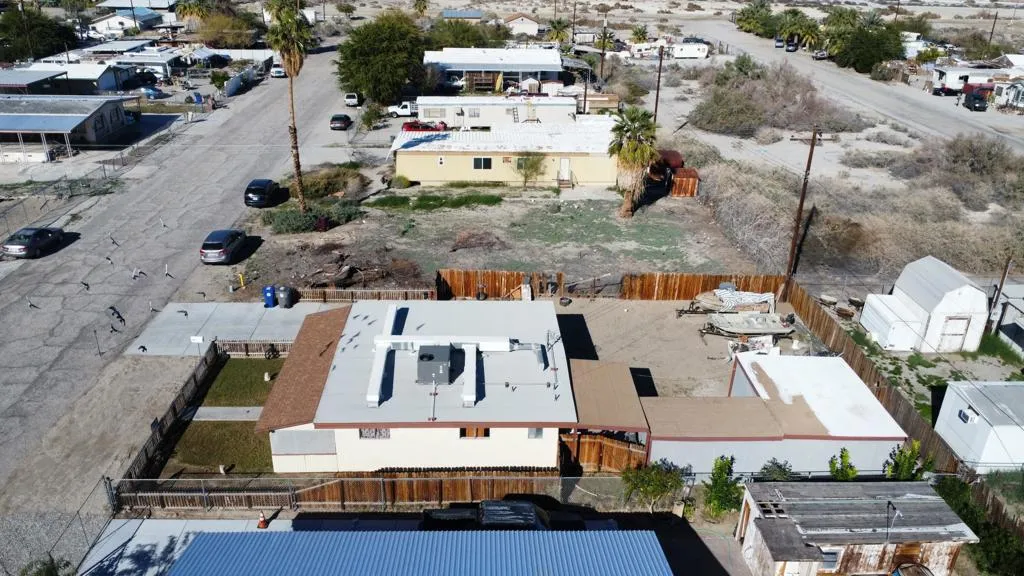 3428 Niland Avenue, Thermal, California 92274 home-pic-34