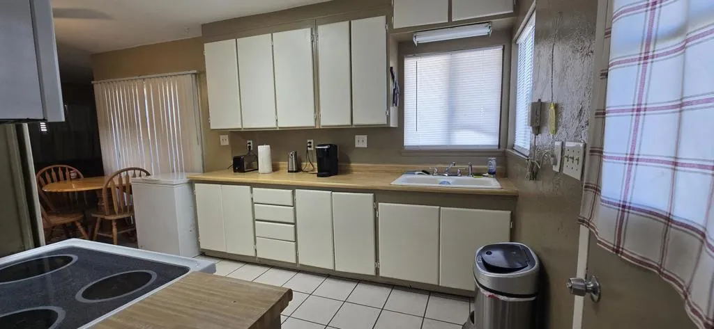 3428 Niland Avenue, Thermal, California 92274 home-pic-15