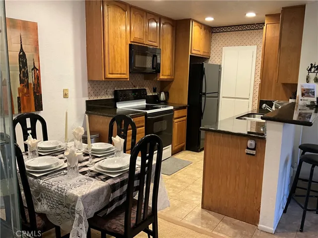 20702 El Toro, Lake Forest, California 92630