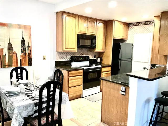 20702 El Toro, Lake Forest, California 92630