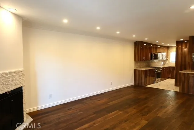 1236 N Columbus 16, Glendale, California 91202 home-pic-5