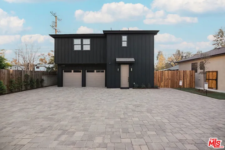 11026 Hortense Street 4, North Hollywood, California 91602