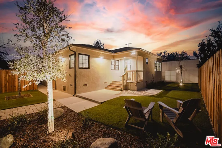 11026 Hortense Street 4, North Hollywood, California 91602