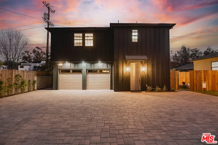 11026 Hortense Street 4, North Hollywood, California 91602