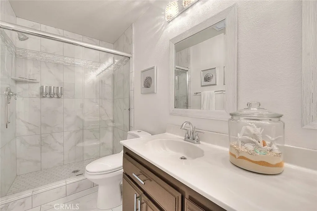 7821 Lyons, Hesperia, California 92345 home-pic-28